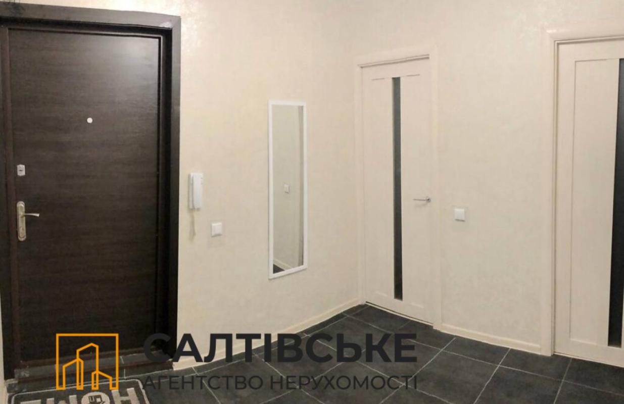 Sale 2 bedroom-(s) apartment 45 sq. m., Heroiv Pratsi Street 30