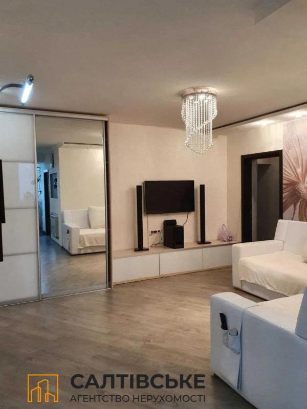 Sale 3 bedroom-(s) apartment 72 sq. m., Dzherelna Street 9а