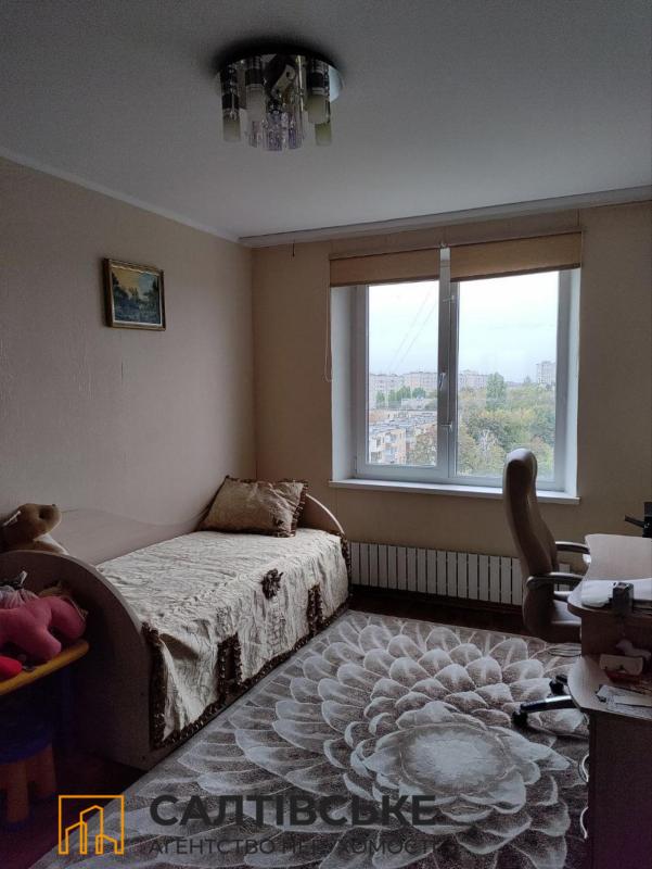 Sale 3 bedroom-(s) apartment 65 sq. m., Valentynivska street 41