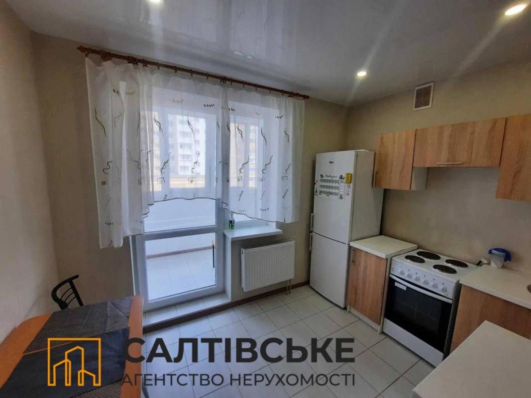 Sale 1 bedroom-(s) apartment 35 sq. m., Drahomanova Street 6
