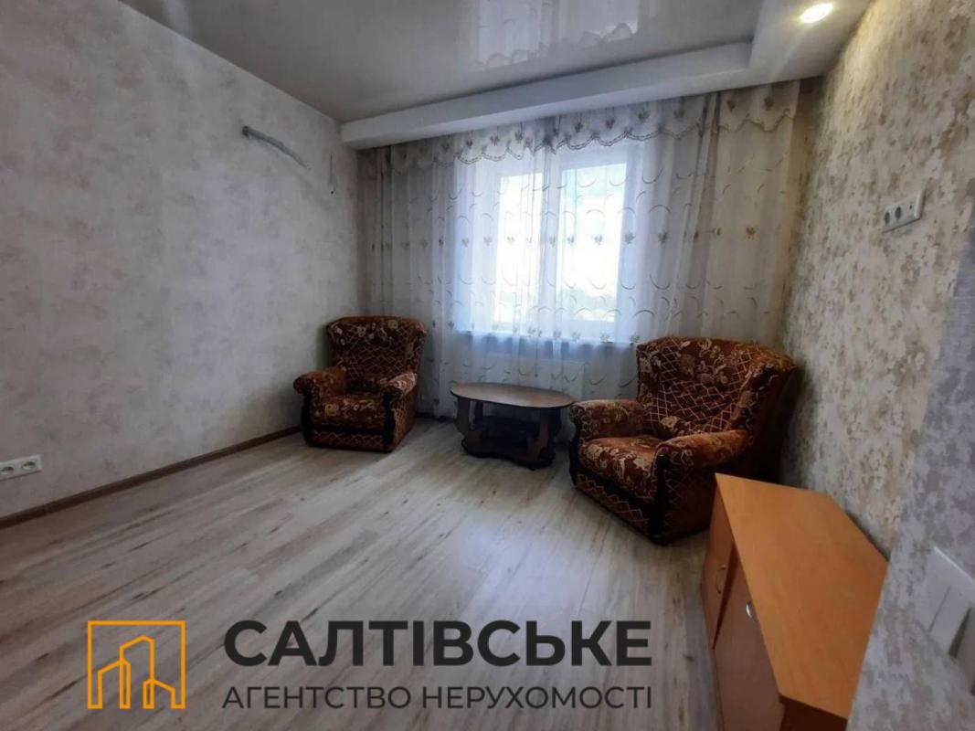 Продажа 1 комнатной квартиры 35 кв. м, Драгоманова ул. 6