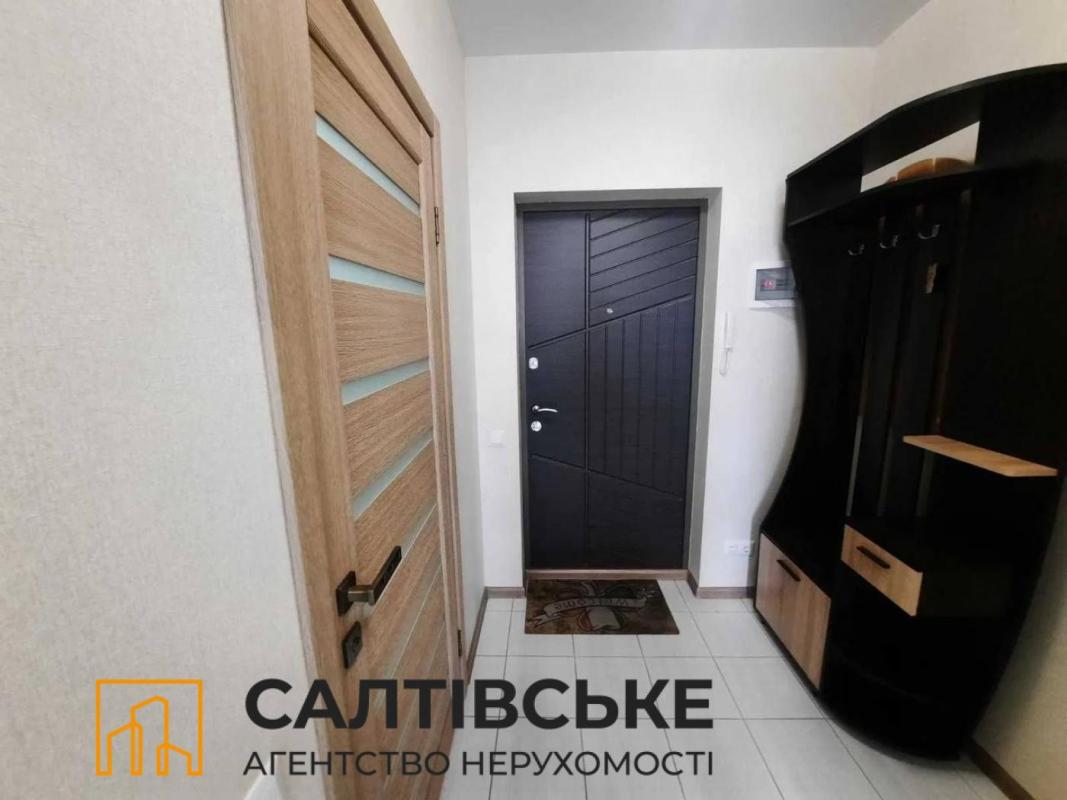 Sale 1 bedroom-(s) apartment 35 sq. m., Drahomanova Street 6