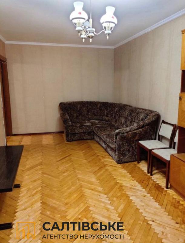 Продаж 1 кімнатної квартири 45 кв. м, Світла вул. 2б