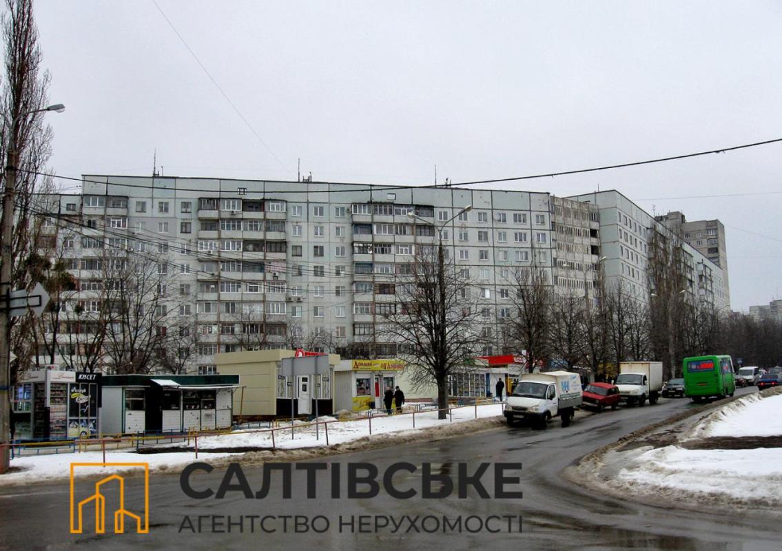 Продажа 3 комнатной квартиры 65 кв. м, Амосова ул. 25