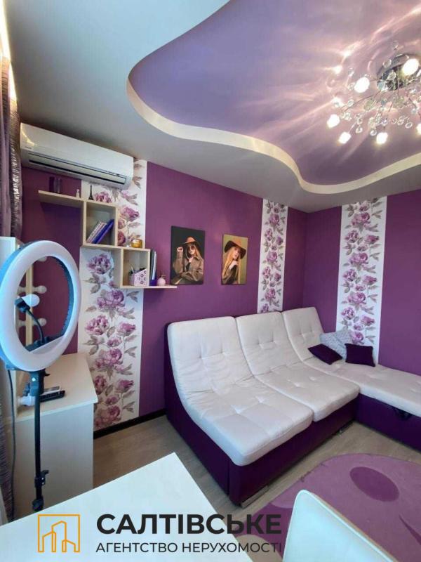 Sale 3 bedroom-(s) apartment 74 sq. m., Hvardiytsiv-Shyronintsiv Street 59д