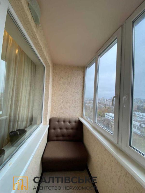 Sale 3 bedroom-(s) apartment 74 sq. m., Hvardiytsiv-Shyronintsiv Street 59д