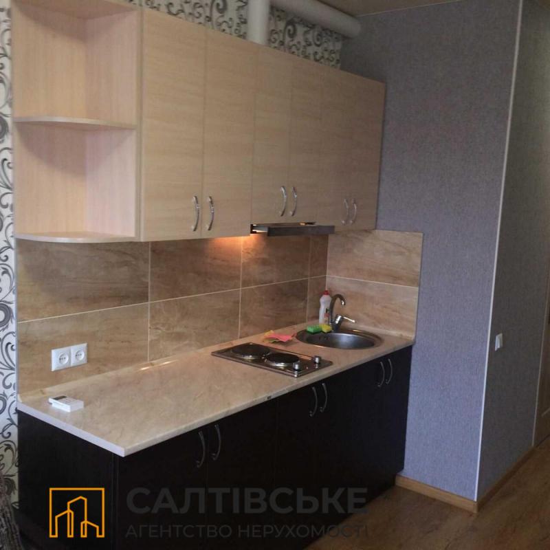 Продаж 1 кімнатної квартири 20 кв. м, Чернівецька вул. 3В