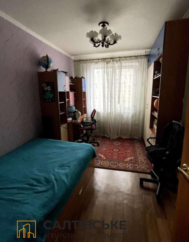 Sale 3 bedroom-(s) apartment 70 sq. m., Amosova Street 15