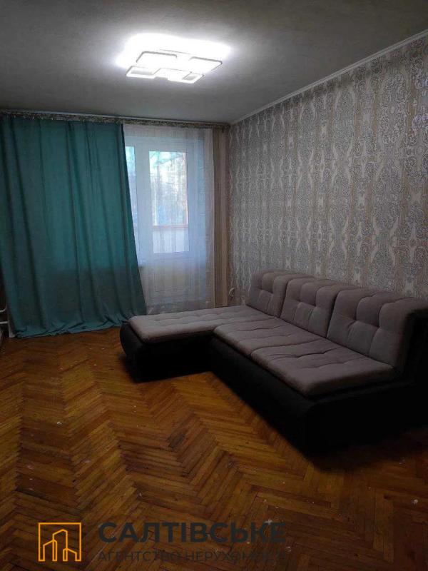 Продаж 3 кімнатної квартири 65 кв. м, Героїв Праці вул. 36