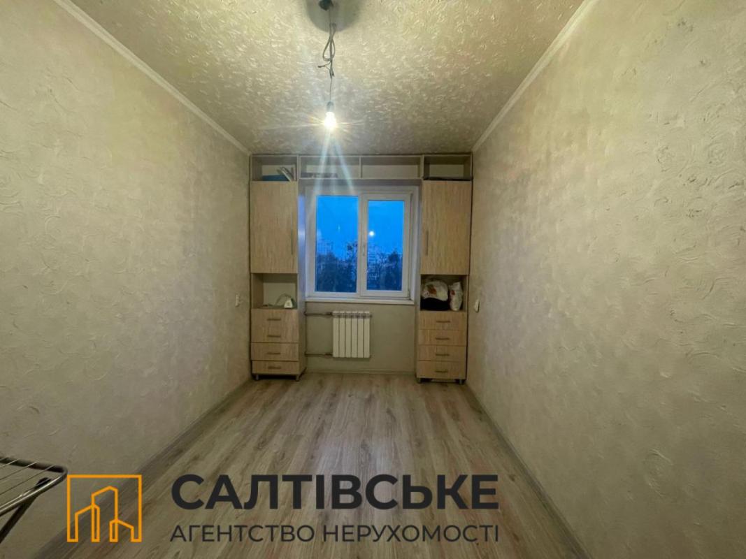 Продаж 2 кімнатної квартири 48 кв. м, Світла вул. 8