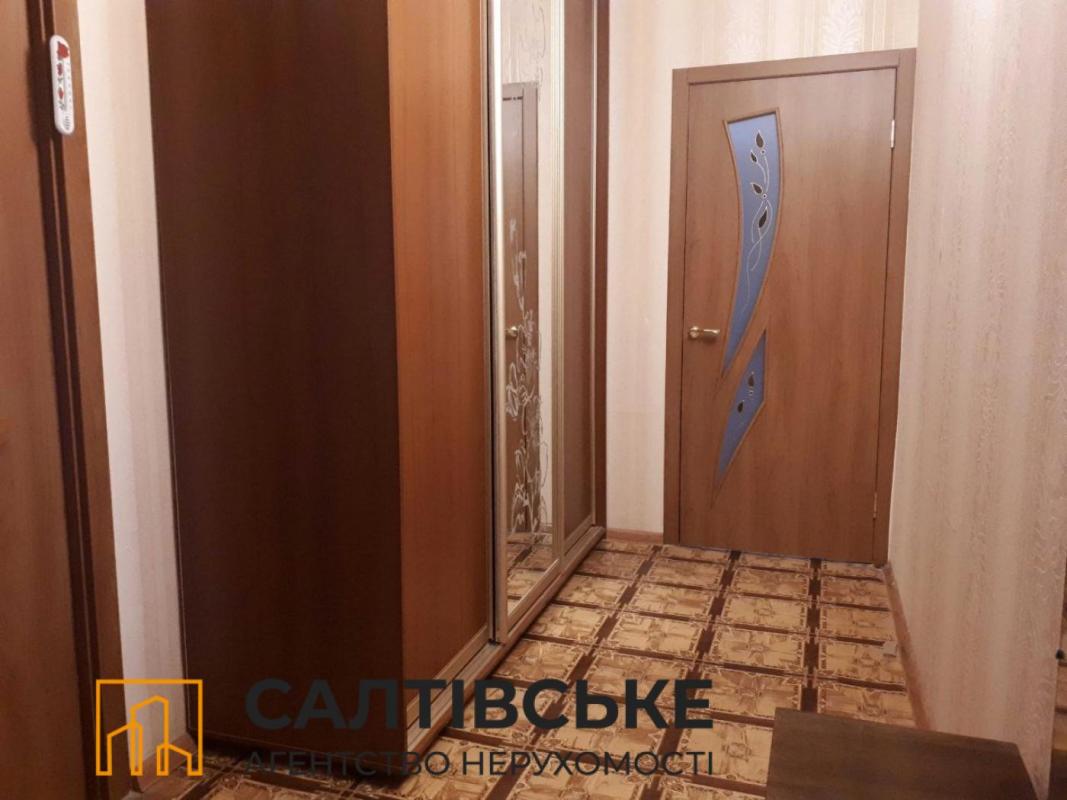 Sale 3 bedroom-(s) apartment 67 sq. m., Amosova Street 5