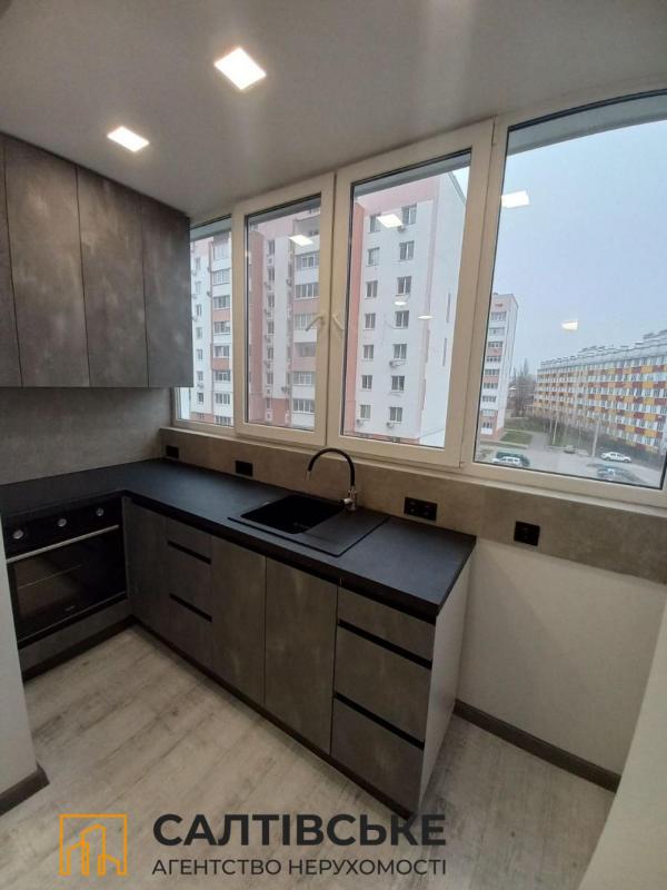 Продаж 1 кімнатної квартири 35 кв. м, Козакевича вул. 31