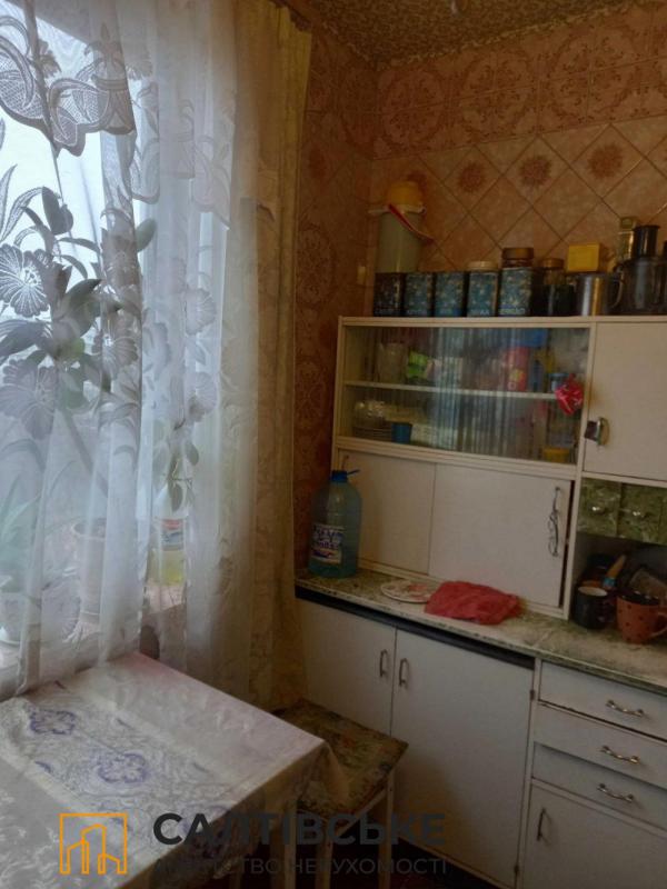 Sale 3 bedroom-(s) apartment 65 sq. m., Valentynivska street 20