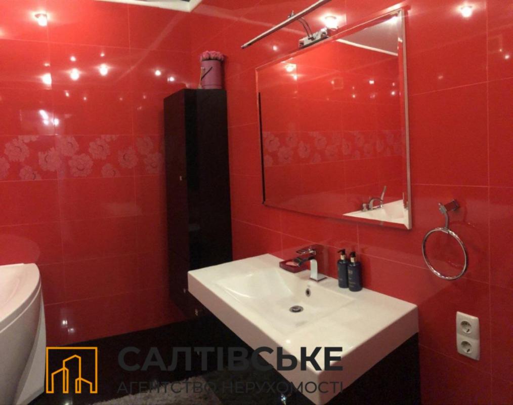 Sale 3 bedroom-(s) apartment 125 sq. m., Akademika Pavlova Street 160д