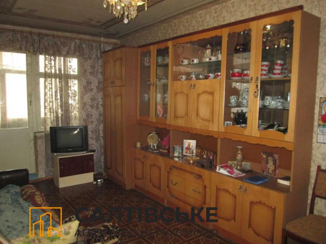 Продаж 3 кімнатної квартири 65 кв. м, Академіка Павлова вул. 142