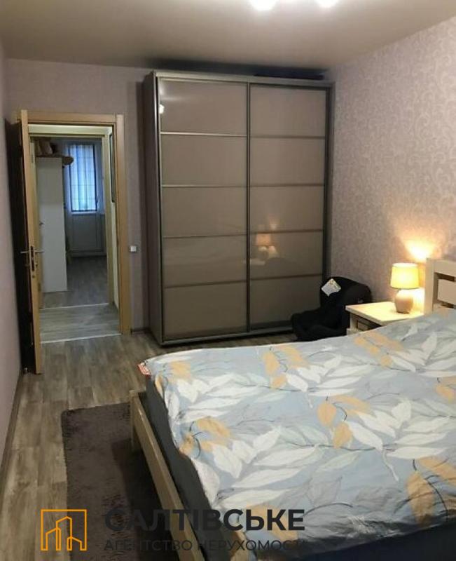 Продаж 3 кімнатної квартири 64 кв. м, Гвардійців-Широнінців вул. 49