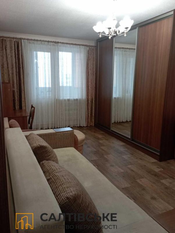 Продажа 2 комнатной квартиры 35 кв. м, Амосова ул. 25