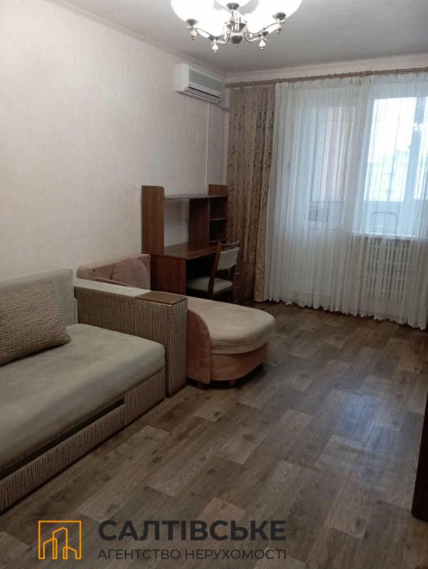 Продаж 2 кімнатної квартири 35 кв. м, Амосова вул. 25