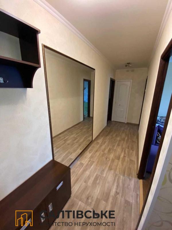 Sale 3 bedroom-(s) apartment 65 sq. m., Valentynivska street 23д