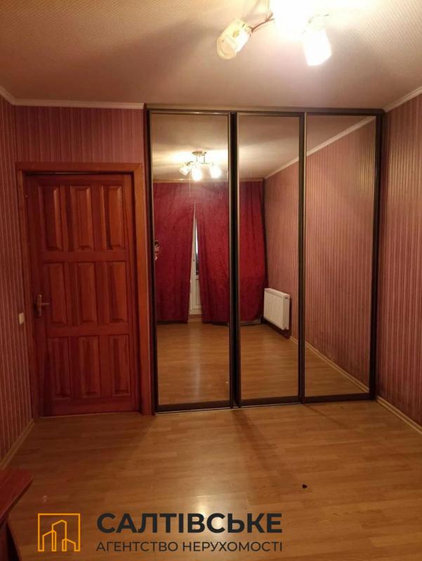 Sale 3 bedroom-(s) apartment 65 sq. m., Heroiv Pratsi Street 33