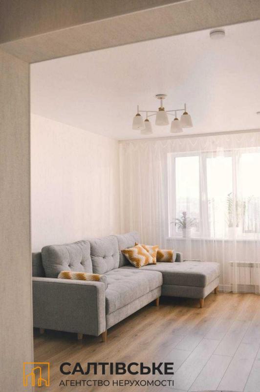 Sale 3 bedroom-(s) apartment 62 sq. m., Heroiv Pratsi Street 2/48