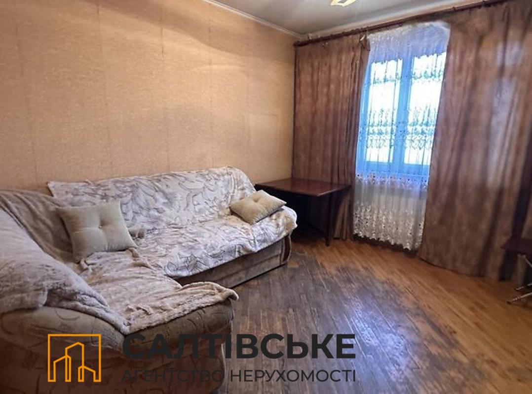 Продаж 4 кімнатної квартири 83 кв. м, Академіка Павлова вул. 130