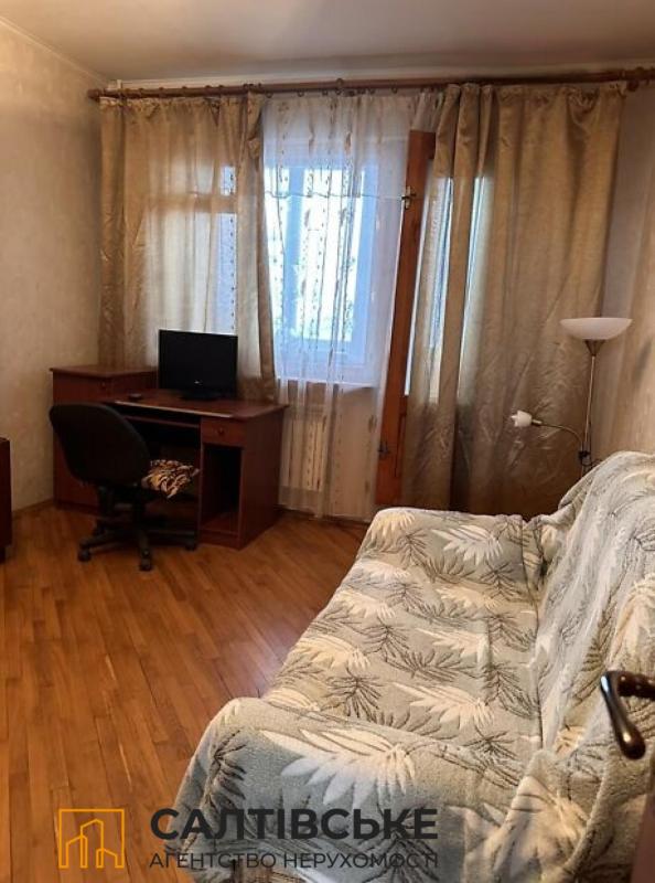 Продаж 4 кімнатної квартири 83 кв. м, Академіка Павлова вул. 130