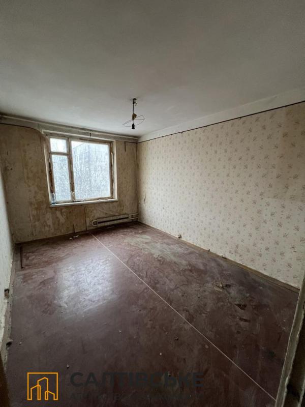 Продажа 3 комнатной квартиры 65 кв. м, Владислава Зубенко ул. (Тимуровцев) 17б