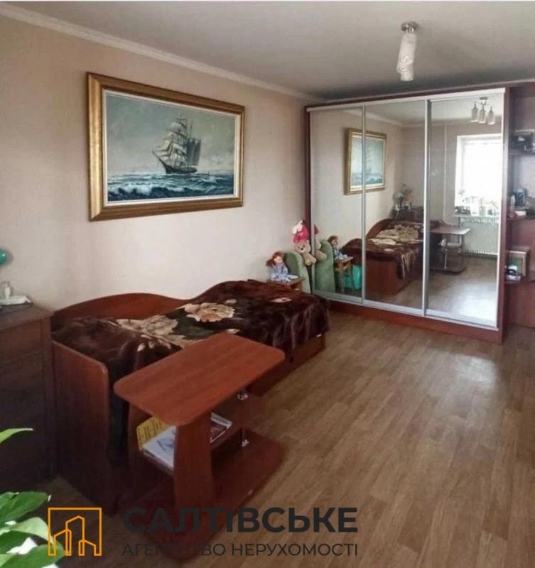 Sale 3 bedroom-(s) apartment 65 sq. m., Heroiv Pratsi Street 47