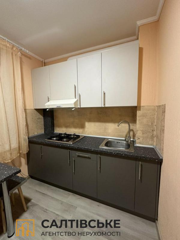 Sale 1 bedroom-(s) apartment 33 sq. m., Valentynivska street 24