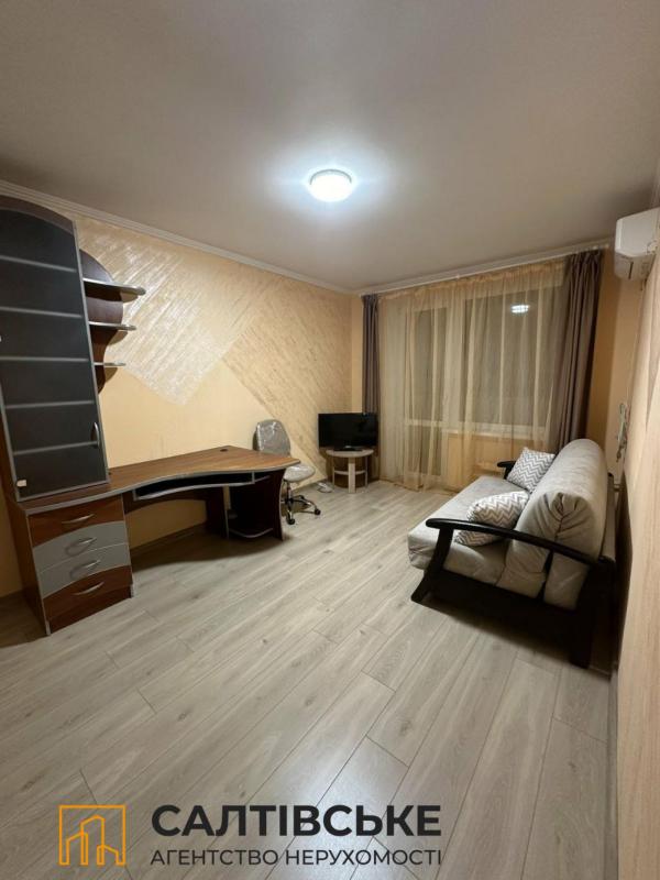 Sale 1 bedroom-(s) apartment 33 sq. m., Valentynivska street 24
