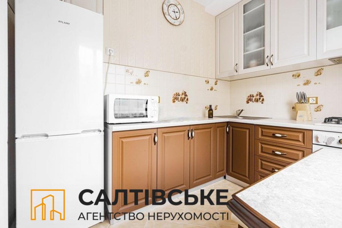 Sale 3 bedroom-(s) apartment 65 sq. m., Akademika Pavlova Street 134б