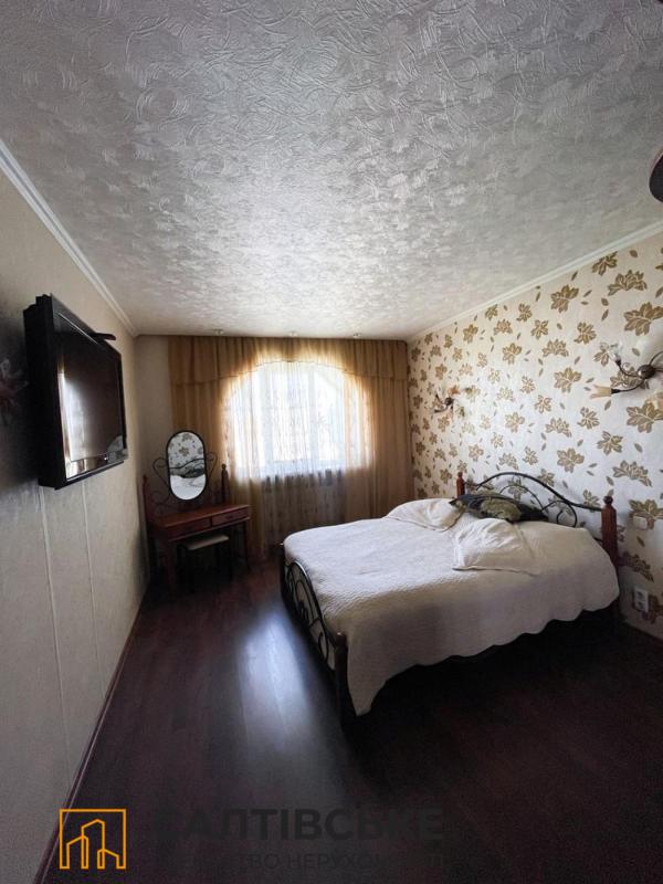 Sale 3 bedroom-(s) apartment 83 sq. m., Akademika Pavlova Street 142б