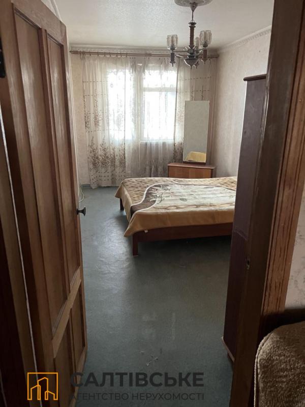 Sale 3 bedroom-(s) apartment 654 sq. m., Heroiv Pratsi Street 45