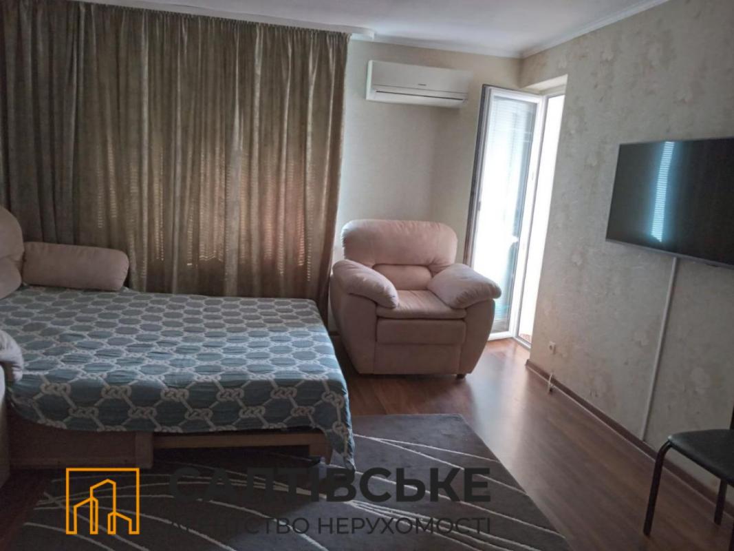 Продаж 2 кімнатної квартири 54 кв. м, Владислава Зубенка вул. (Тимурівців) 21