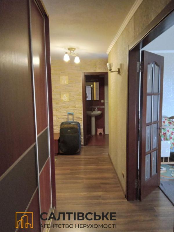 Продаж 2 кімнатної квартири 54 кв. м, Владислава Зубенка вул. (Тимурівців) 21