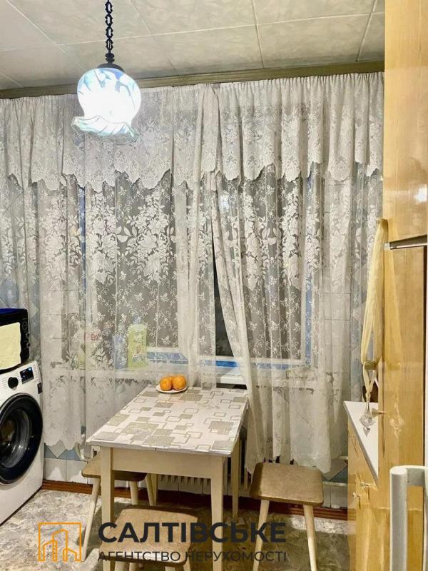 Sale 3 bedroom-(s) apartment 65 sq. m., Heroiv Pratsi Street 38