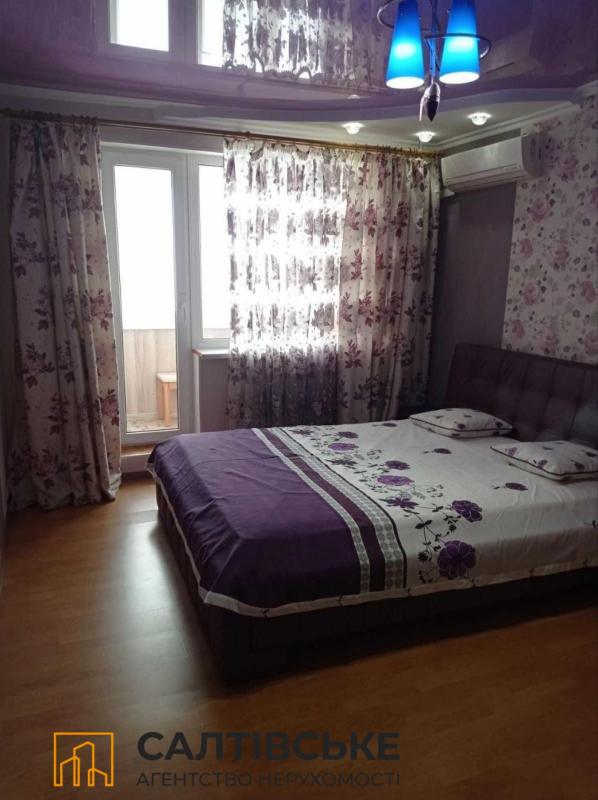 Sale 3 bedroom-(s) apartment 68 sq. m., Saltivske Highway 246