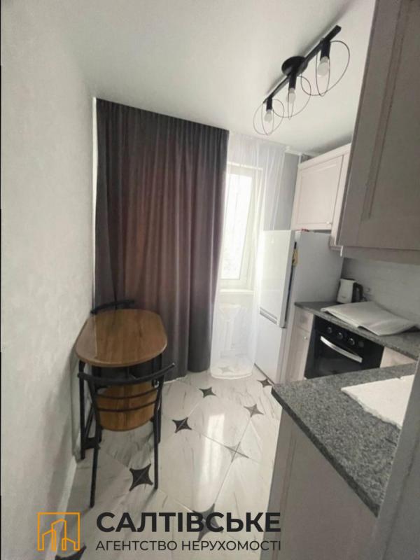 Sale 1 bedroom-(s) apartment 35 sq. m., Heroiv Pratsi Street 12г