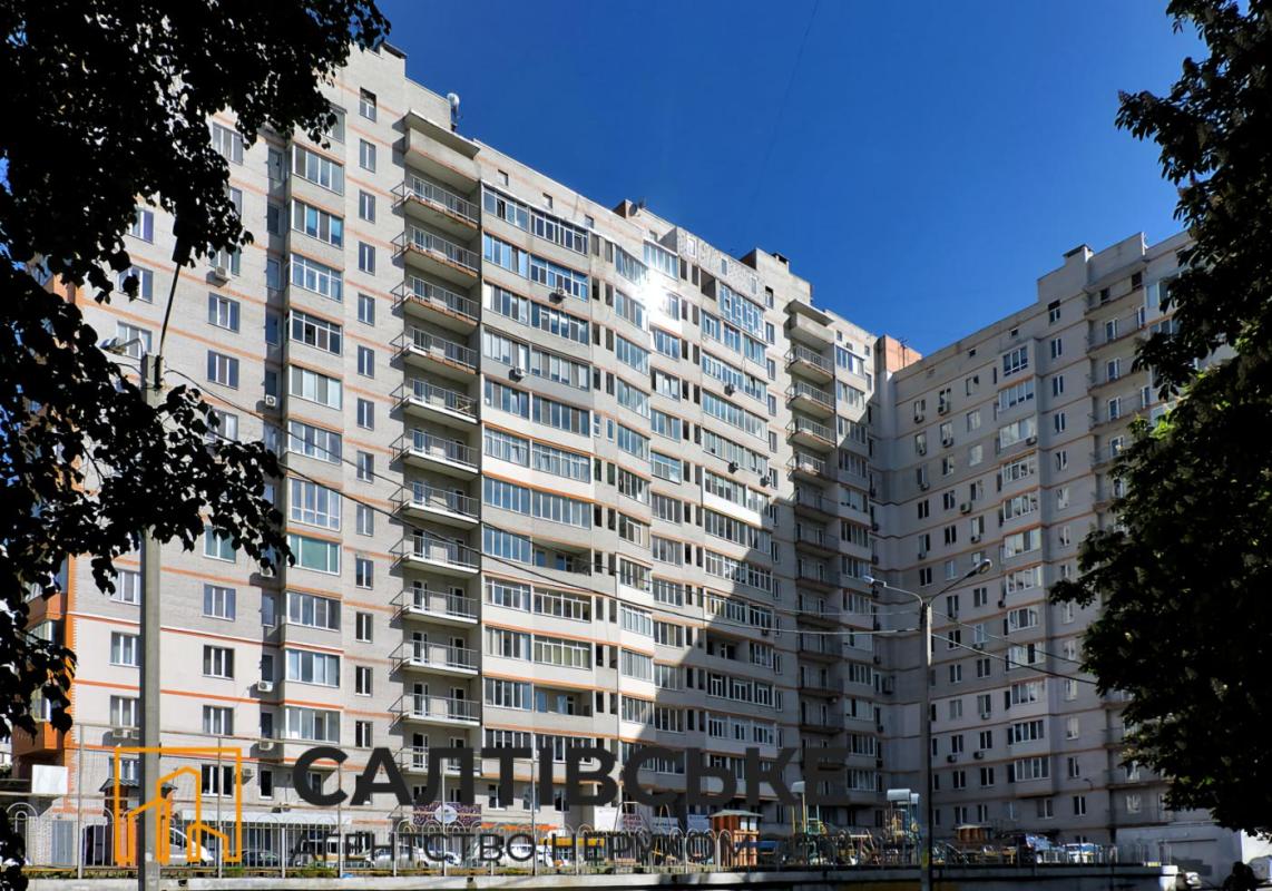 Продажа 3 комнатной квартиры 120 кв. м, Гвардейцев-Широнинцев ул. 33