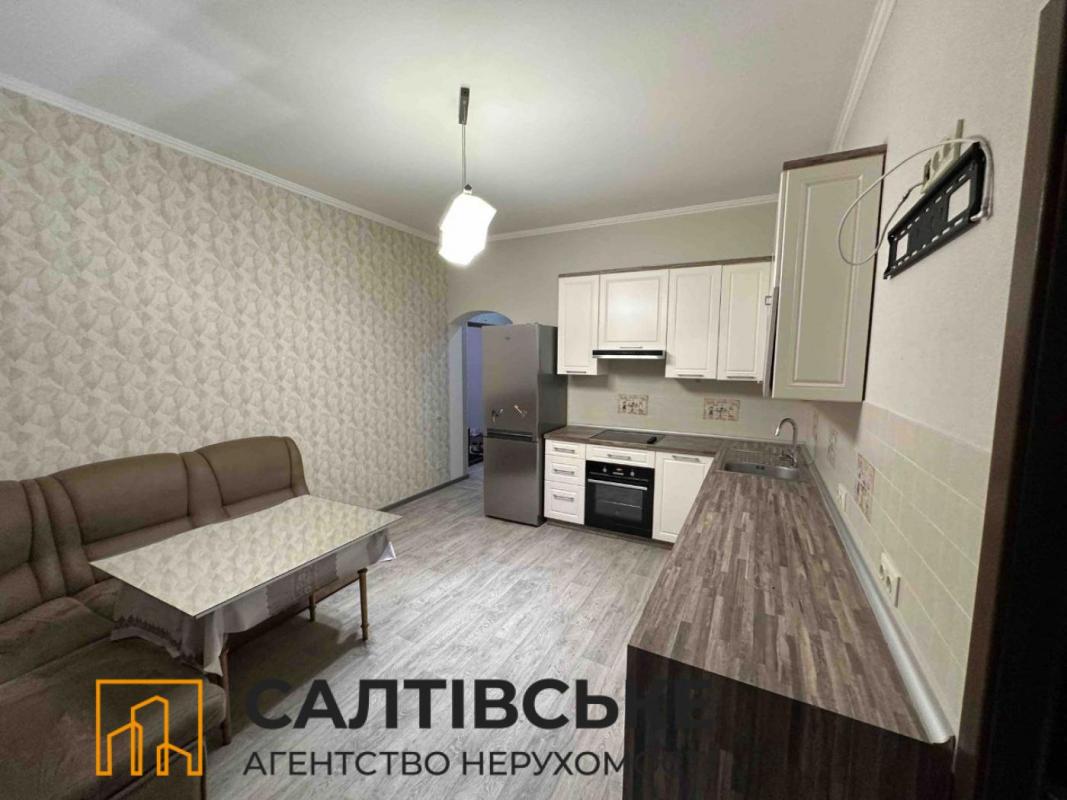 Продажа 2 комнатной квартиры 67 кв. м, Новоалександровская ул. 54а к5