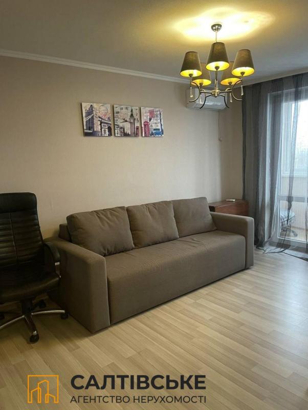 Sale 1 bedroom-(s) apartment 33 sq. m., Valentynivska street 22