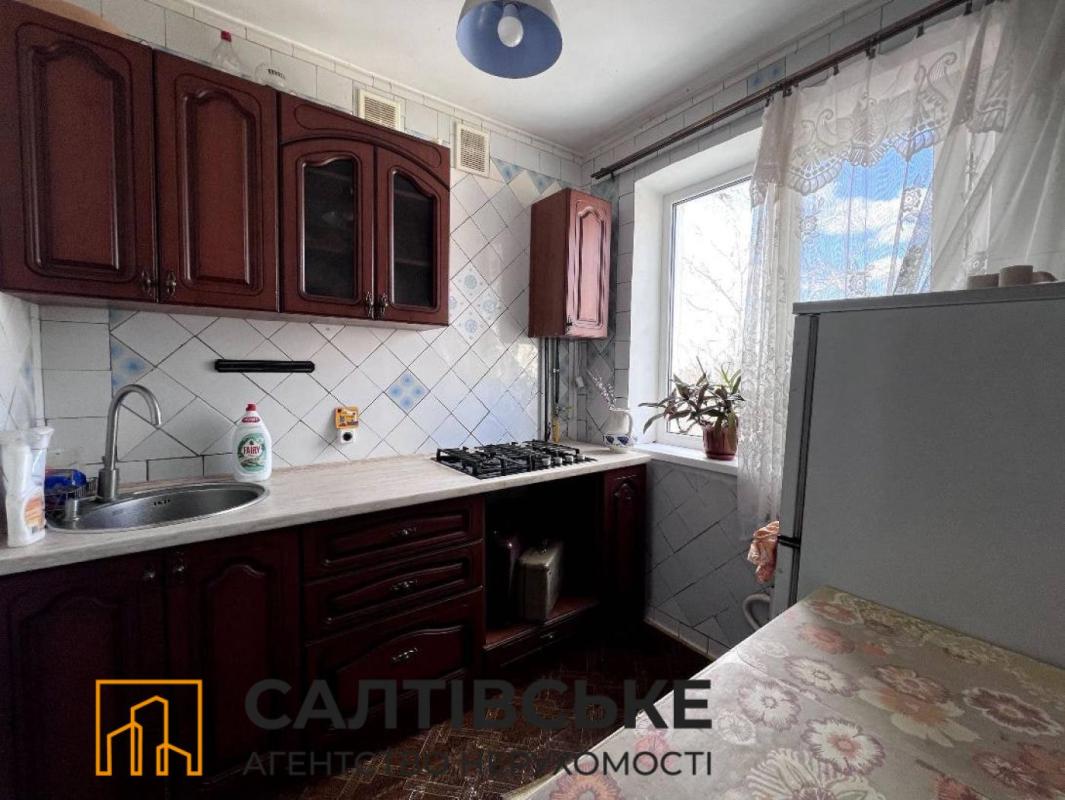 Sale 2 bedroom-(s) apartment 48 sq. m., Hvardiytsiv-Shyronintsiv Street 11б