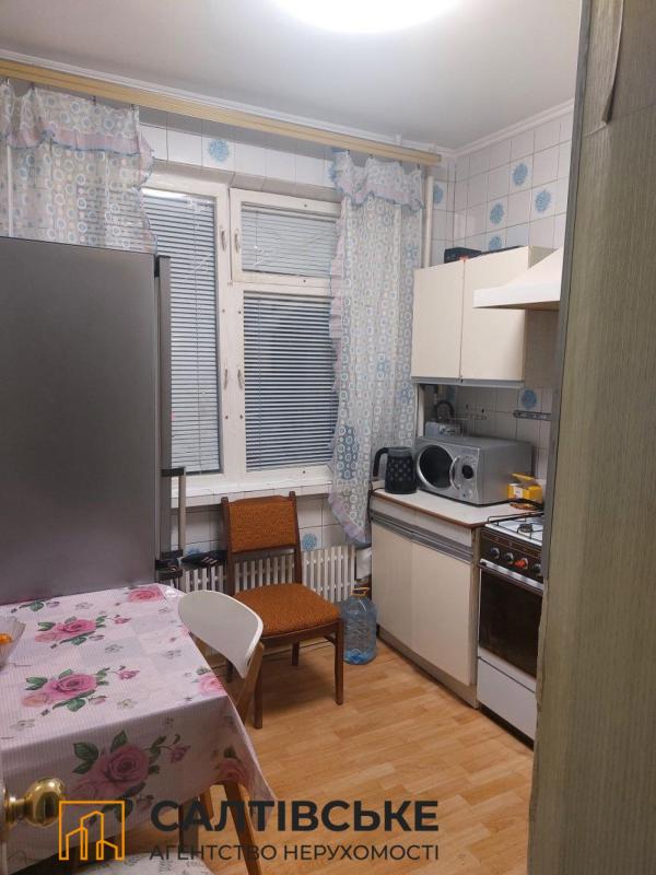 Sale 3 bedroom-(s) apartment 65 sq. m., Amosova Street 1