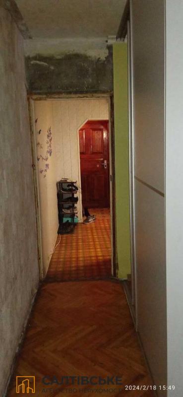 Продаж 3 кімнатної квартири 65 кв. м, Амосова вул. 15