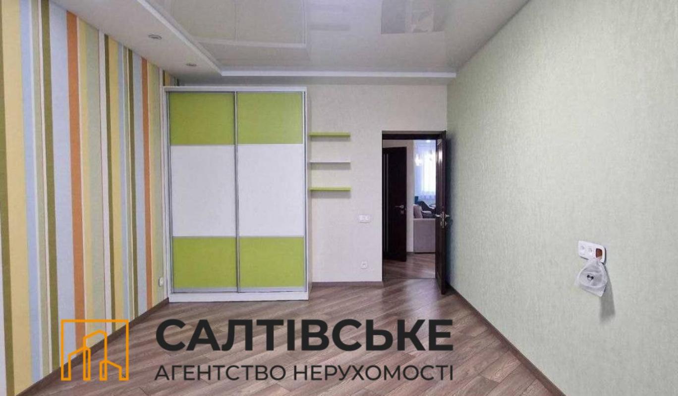 Продаж 2 кімнатної квартири 70 кв. м, Велозаводська вул. 37