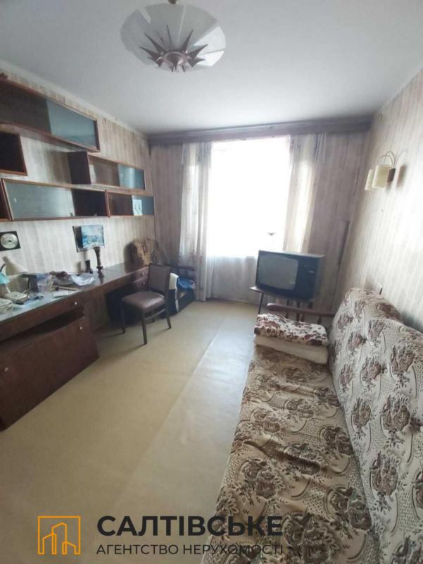 Sale 3 bedroom-(s) apartment 65 sq. m., Heroiv Pratsi Street 58