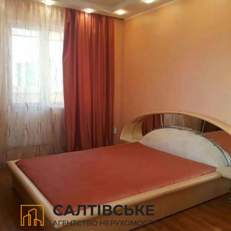 Продаж 3 кімнатної квартири 100 кв. м, Академіка Павлова вул. 142б