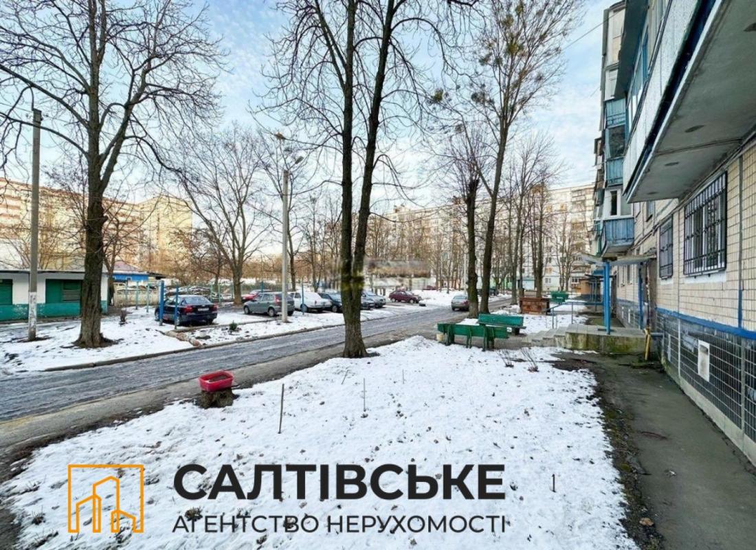 Продаж 2 кімнатної квартири 46 кв. м, Тракторобудівників просп. 83б