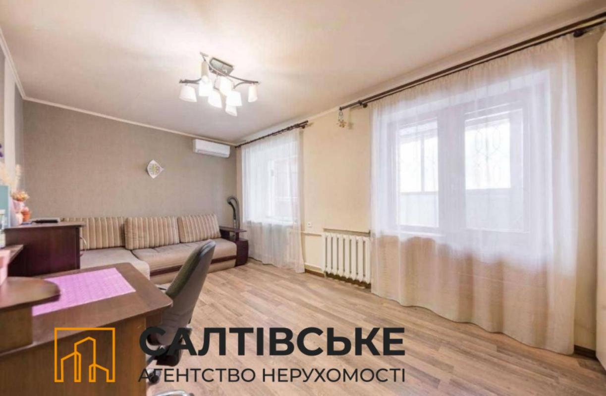 Sale 1 bedroom-(s) apartment 33 sq. m., Mykhailyka street (Vysochynenka Street) 2